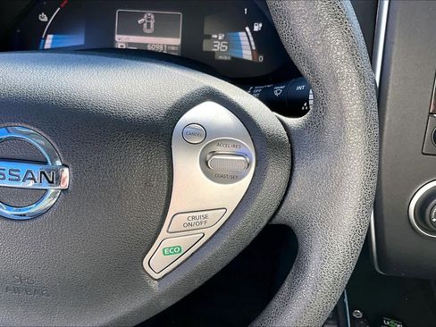 Used 2017 Nissan Leaf S w/ Charge Package image 22