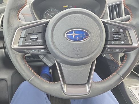 Used 2021 Subaru Crosstrek 2.0i Premium AWD/4WD image 6