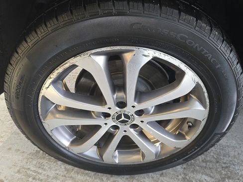 Used 2018 Mercedes-Benz GLE 550e 4MATIC image 12