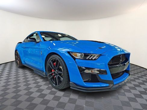 Used 2022 Ford Mustang Shelby GT500 w/ Technology Package RWD image 1