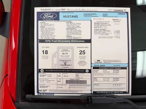 Used 2012 Ford Mustang GT Premium image 4