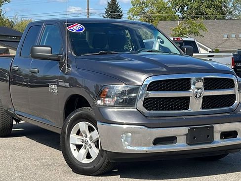 Used 2019 RAM 1500 ST w/ SXT Plus Group AWD/4WD image 2