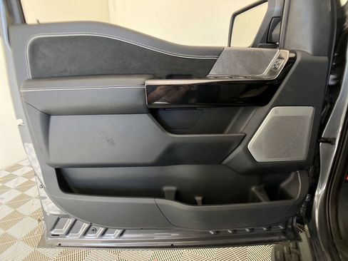 New 2023 Ford F150 Lightning Platinum image 21