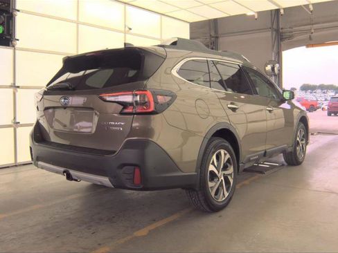 Used 2020 Subaru Outback Touring w/ Popular Package #2 AWD/4WD image 9
