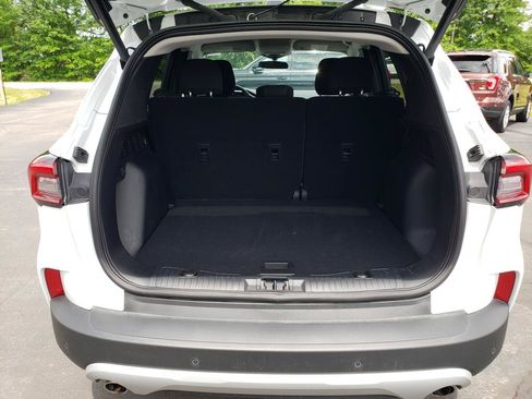 Used 2023 Ford Escape Active w/ Tech Pack #2 FWD image 7