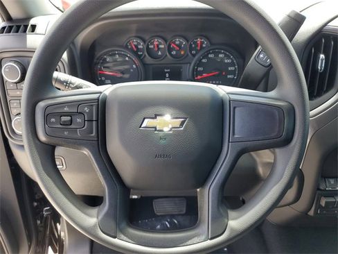 New 2025 Chevrolet Silverado 2500 Custom w/ Custom Value Package image 17