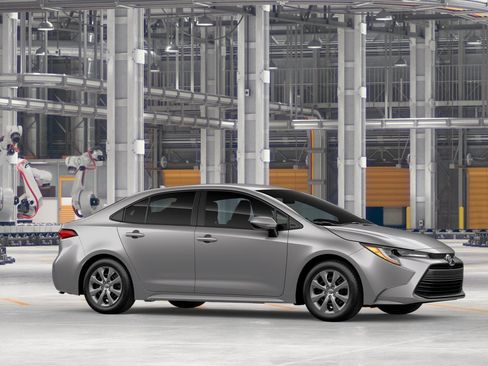 New 2026 Toyota Corolla LE FWD image 13