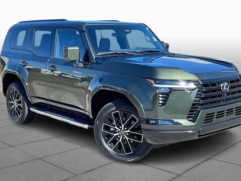 Used 2025 Lexus GX 550 w/ Accessory Package (2T) AWD/4WD image 3