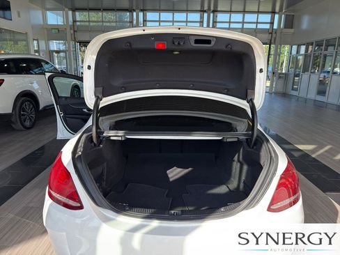Used 2016 Mercedes-Benz C 300 Sedan image 25