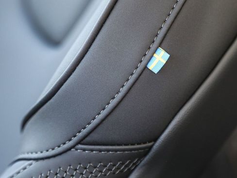 Used 2025 Volvo XC90 T8 Plus w/ Protection Package Premier AWD/4WD image 27