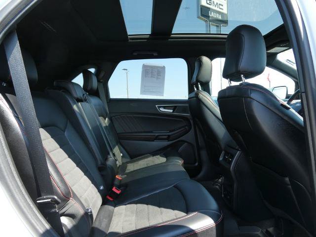 Certified 2024 Ford Edge ST-Line AWD/4WD image 15