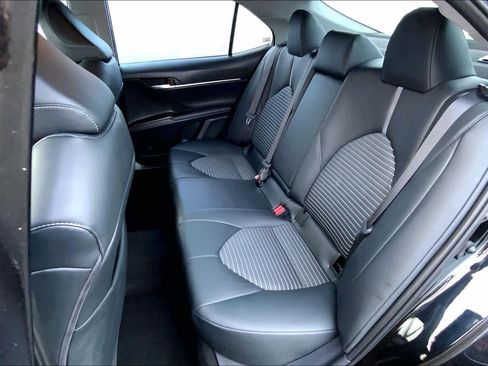 Used 2023 Toyota Camry SE image 20