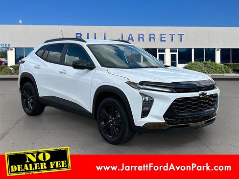 Used 2026 Chevrolet Trax ACTIV w/ Driver Confidence Package image 1