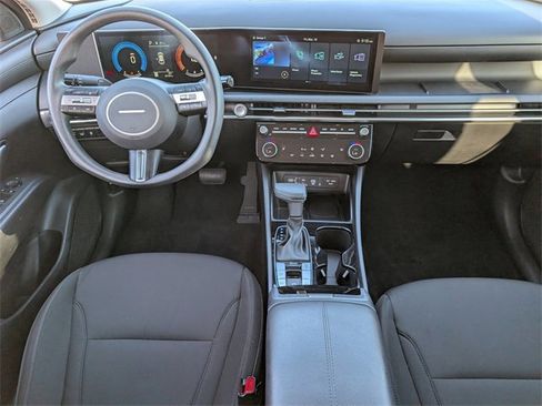 Used 2025 Hyundai Tucson SEL image 9