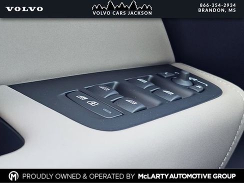 New 2026 Volvo XC60 B5 Core w/ Protection Package Premier image 16
