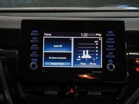 Used 2021 Toyota Camry SE image 14