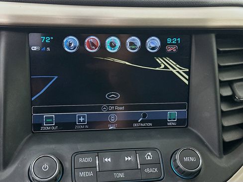 Used 2019 GMC Acadia Denali w/ Technology Package FWD image 21