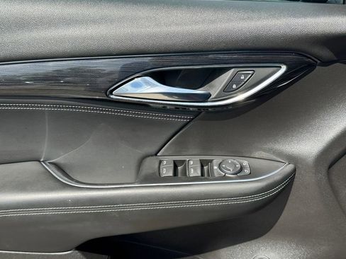 Used 2023 Buick Envision Preferred FWD image 23