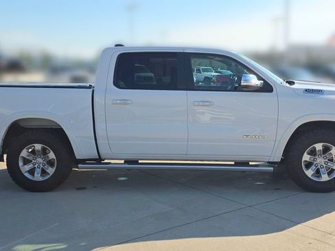 Used 2022 RAM 1500 Laramie AWD/4WD image 7