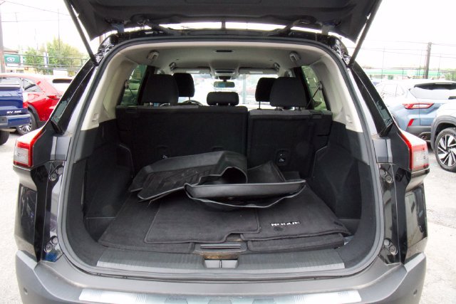 Used 2023 Nissan Rogue SV AWD/4WD image 33