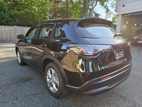 Certified 2025 Honda HR-V LX image 5