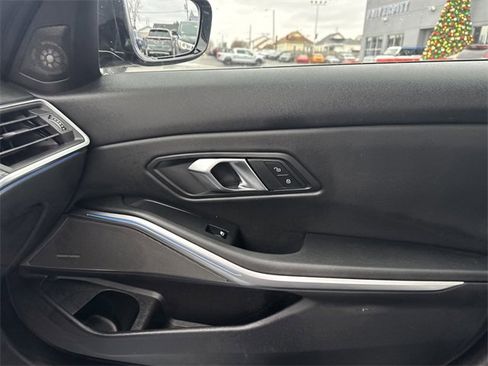 Used 2024 BMW 330i xDrive 330i xDrive w/ M Sport Package image 25