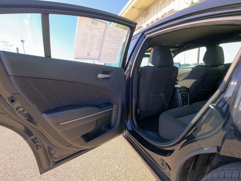 Used 2023 Dodge Charger SXT image 28