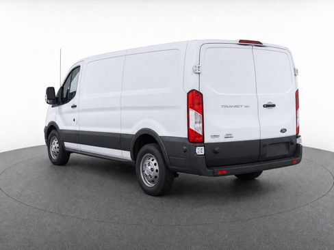 Used 2023 Ford Transit 250 Low Roof AWD image 3
