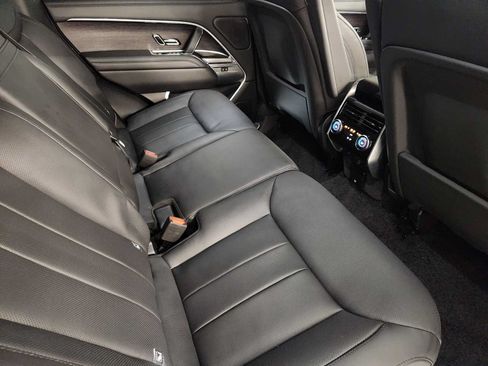 Used 2024 Land Rover Range Rover SE AWD/4WD image 29