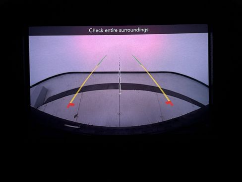 Used 2022 Jeep Wrangler Sport image 15