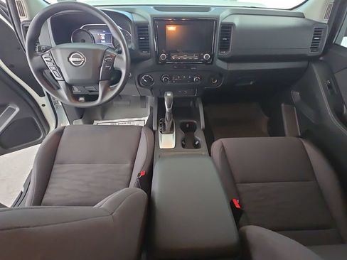 Used 2024 Nissan Frontier S AWD/4WD image 25