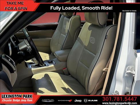 Used 2017 Jeep Grand Cherokee Overland AWD/4WD image 21
