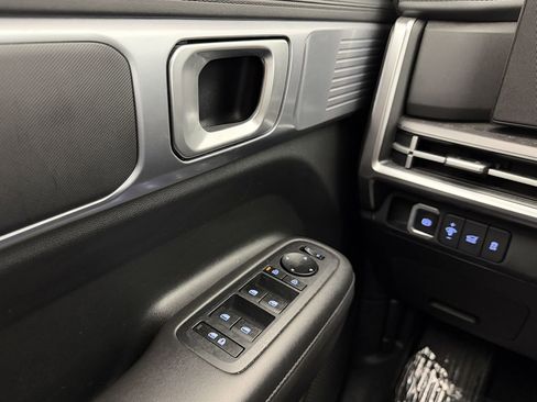 Used 2024 Hyundai Santa Fe SEL image 14