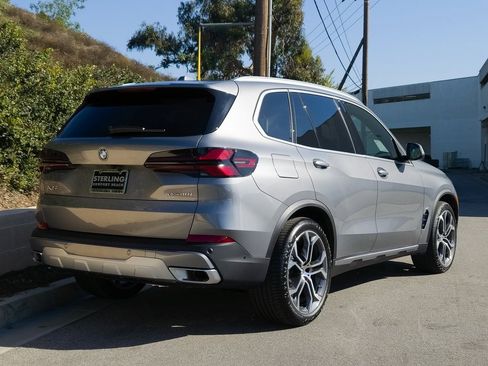 New 2026 BMW X5 xDrive40i w/ Climate Comfort Package image 5