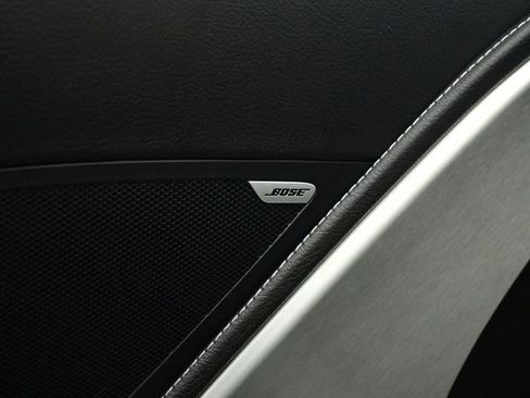 Used 2015 Chevrolet Corvette Z06 w/ 2LZ Preferred Equipment Group image 38