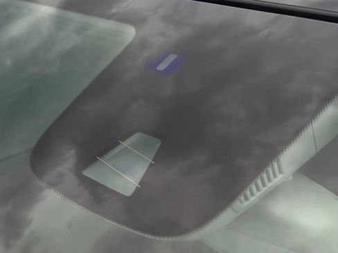 Used 2016 Mercedes-Benz GL 550 4MATIC image 23