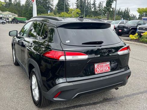 Certified 2023 Toyota Corolla Cross LE w/ Black Badges Package (TMS) AWD/4WD image 9