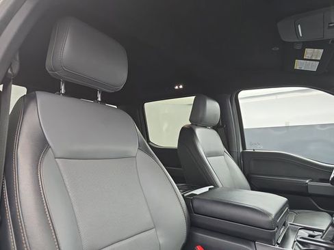 Used 2023 Ford F150 Lightning Lariat image 49