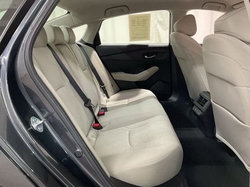 Certified 2025 Honda Accord LX image 27