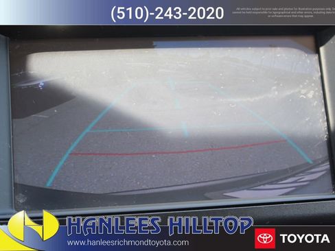 Used 2014 Toyota RAV4 XLE AWD/4WD image 28