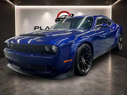 Used 2022 Dodge Challenger GT w/ Plus Package RWD image 3