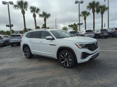 New 2026 Volkswagen Atlas SEL Premium R-Line image 2