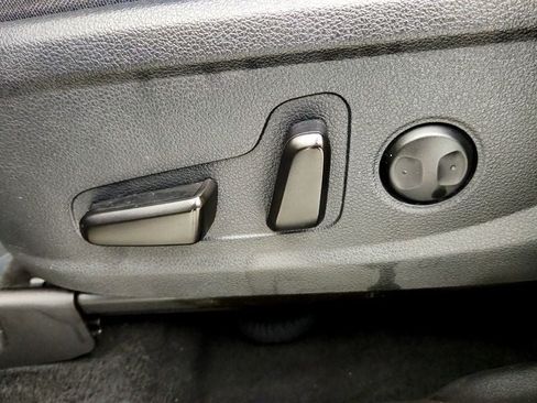 Used 2021 Hyundai Santa Fe SEL w/ Convenience Package FWD image 11