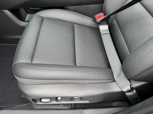 New 2026 Chevrolet Equinox LT w/ Convenience Package II image 10