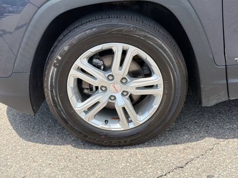 Used 2019 GMC Terrain SLE w/ Driver Convenience Package FWD image 19