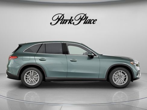 Used 2026 Mercedes-Benz GLC 300 image 25