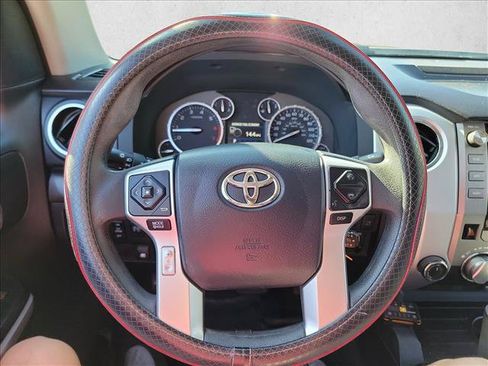 Used 2017 Toyota Tundra SR5 w/ SR5 Upgrade Package AWD/4WD image 15