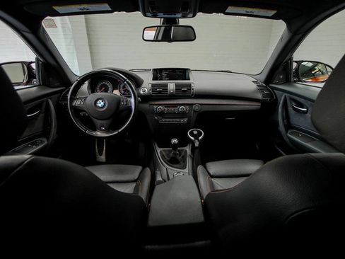 Used 2011 BMW 1 Series M RWD image 28