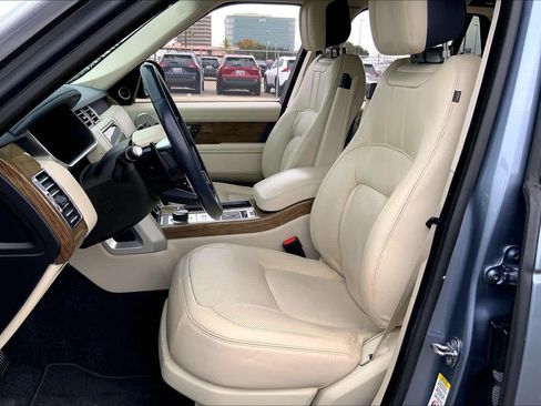 Used 2019 Land Rover Range Rover HSE image 7