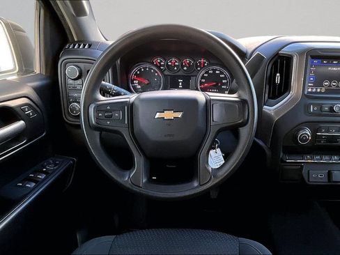 Used 2021 Chevrolet Silverado 1500 Custom AWD/4WD image 9